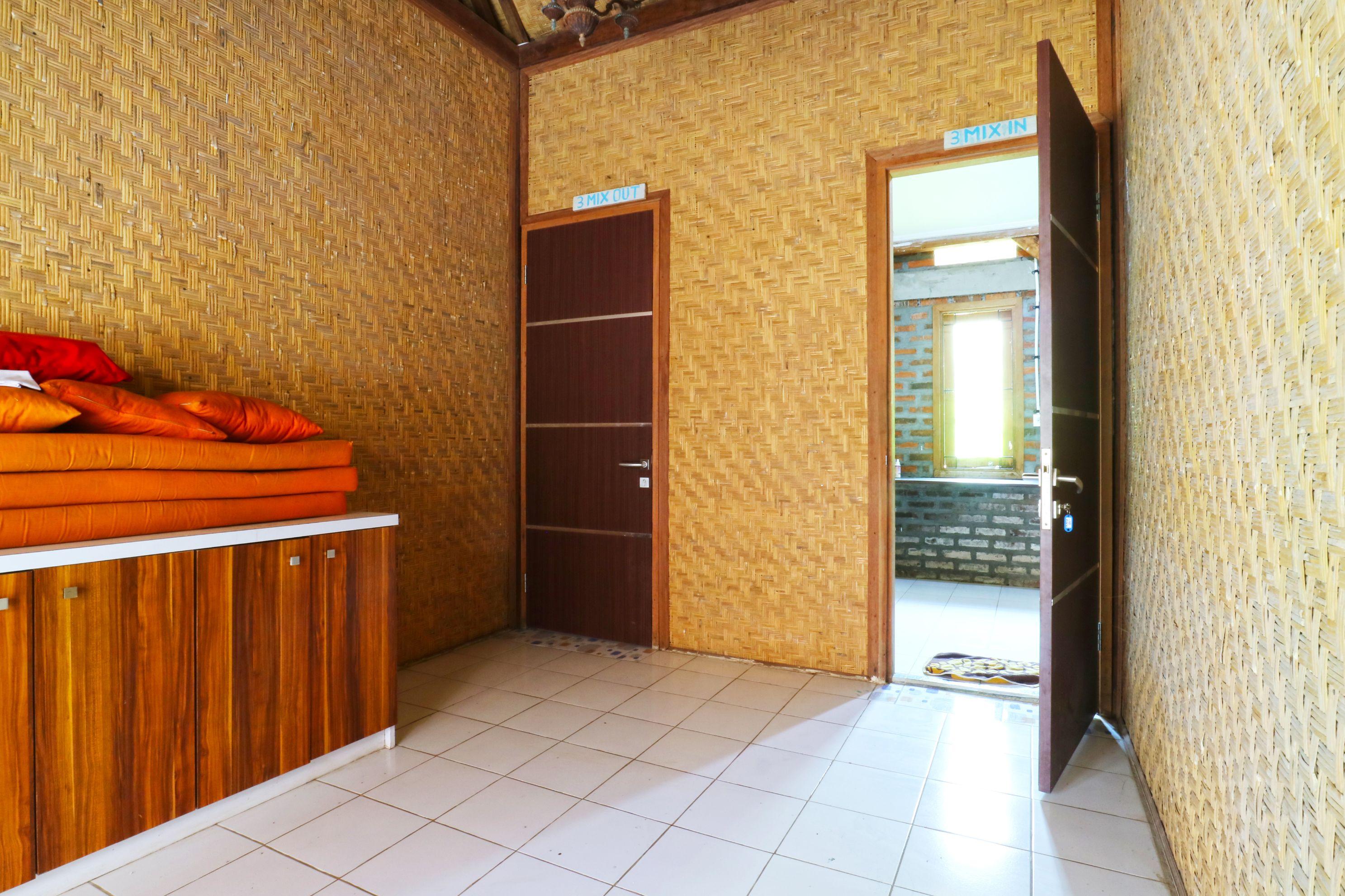 Indopurejoy House - Komala Indah Cottages Kuta Lombok Εξωτερικό φωτογραφία